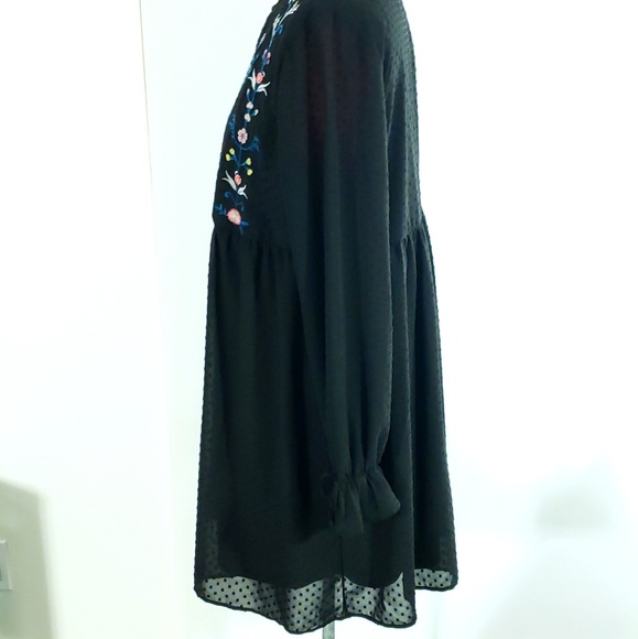 Target Xhilaration Plus Embroidered Dress - XXL - Picture 2 of 5
